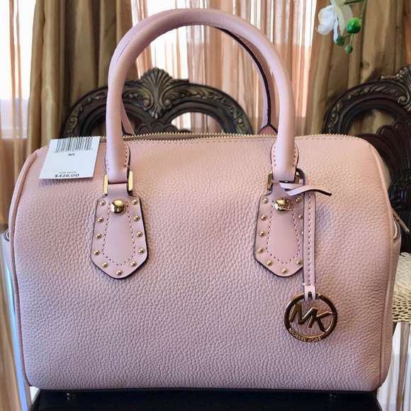 Michael Kors brand new purse - Picture 2 of 3